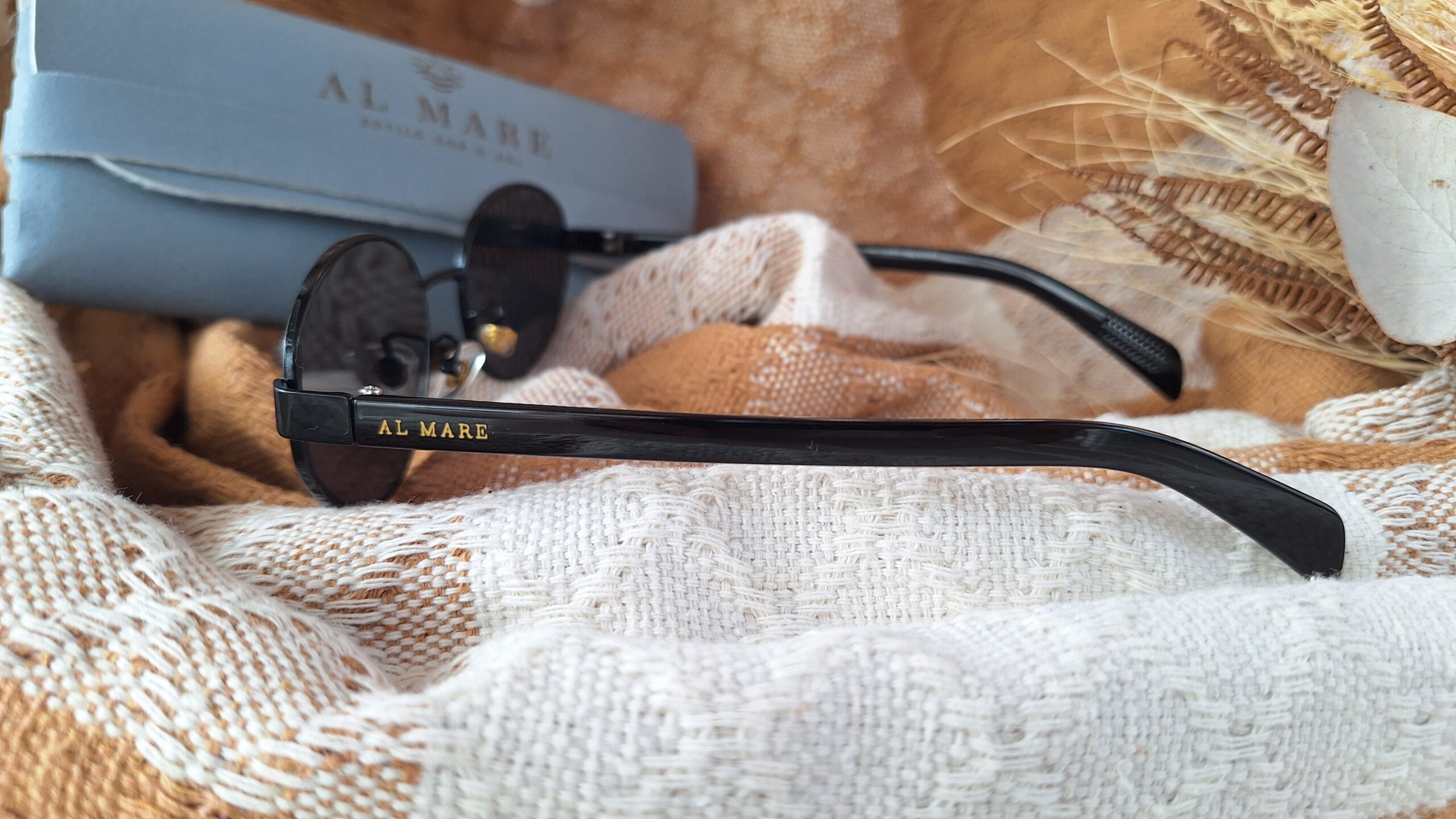 Óculos Al Mare Píer Oval com Acabamento Metálico - Imagem 9