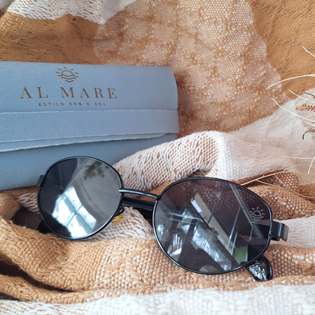 Óculos Al Mare Píer Oval com Acabamento Metálico